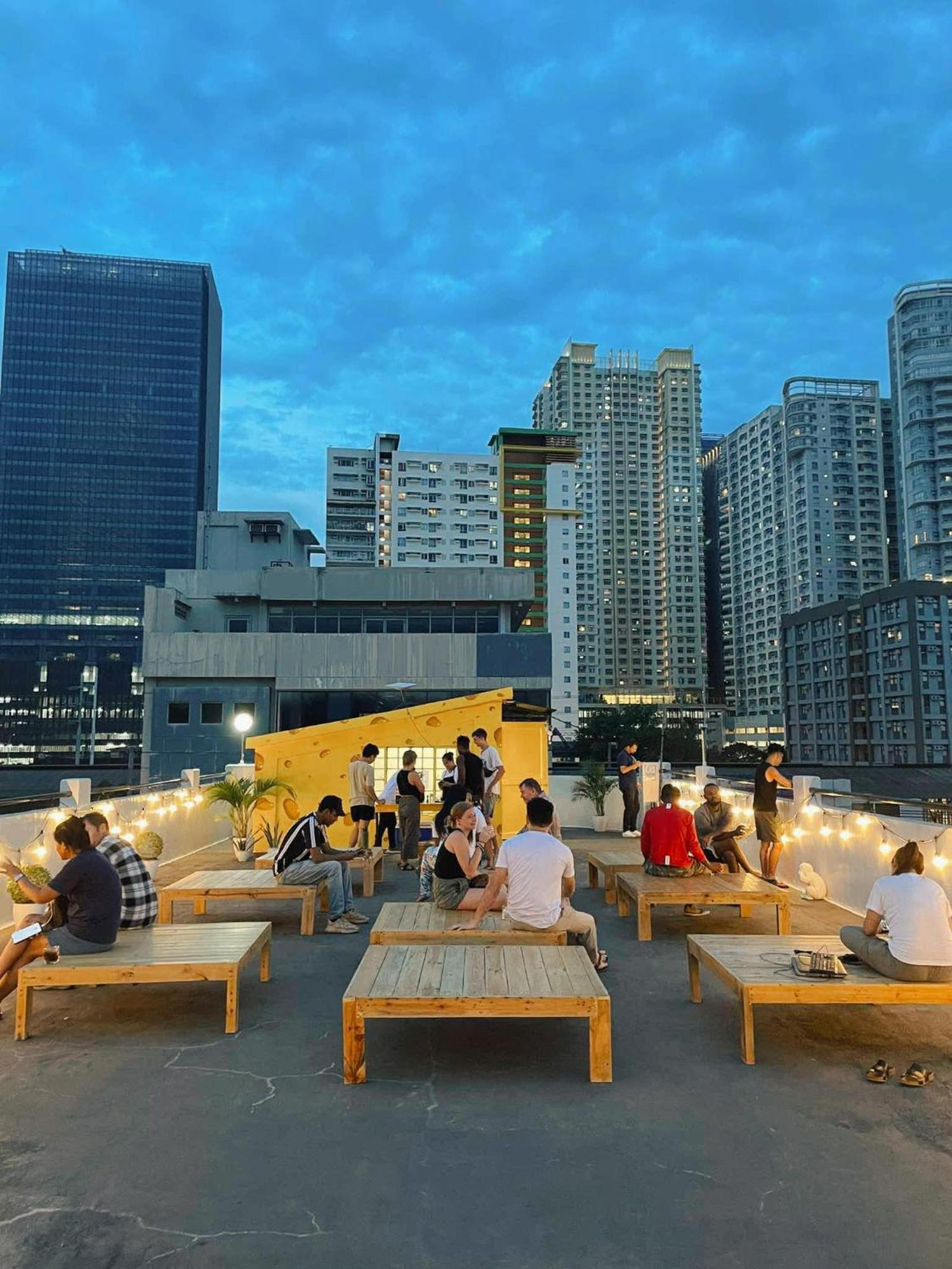 Cheese Hostel Manila ماكاتي المظهر الخارجي الصورة